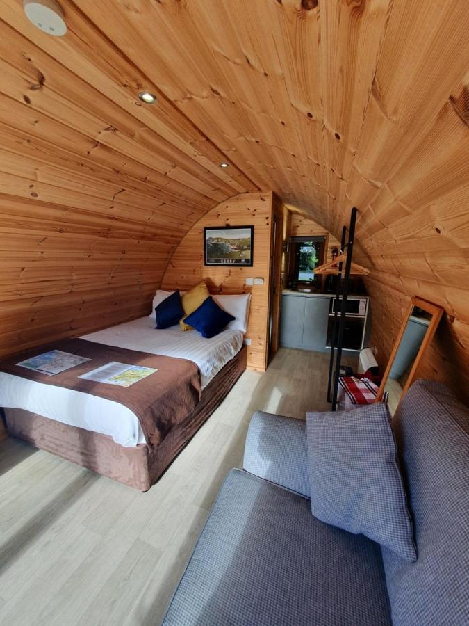 Priory Glamping Pods And Guest Accommodation Killarney Eksteriør billede