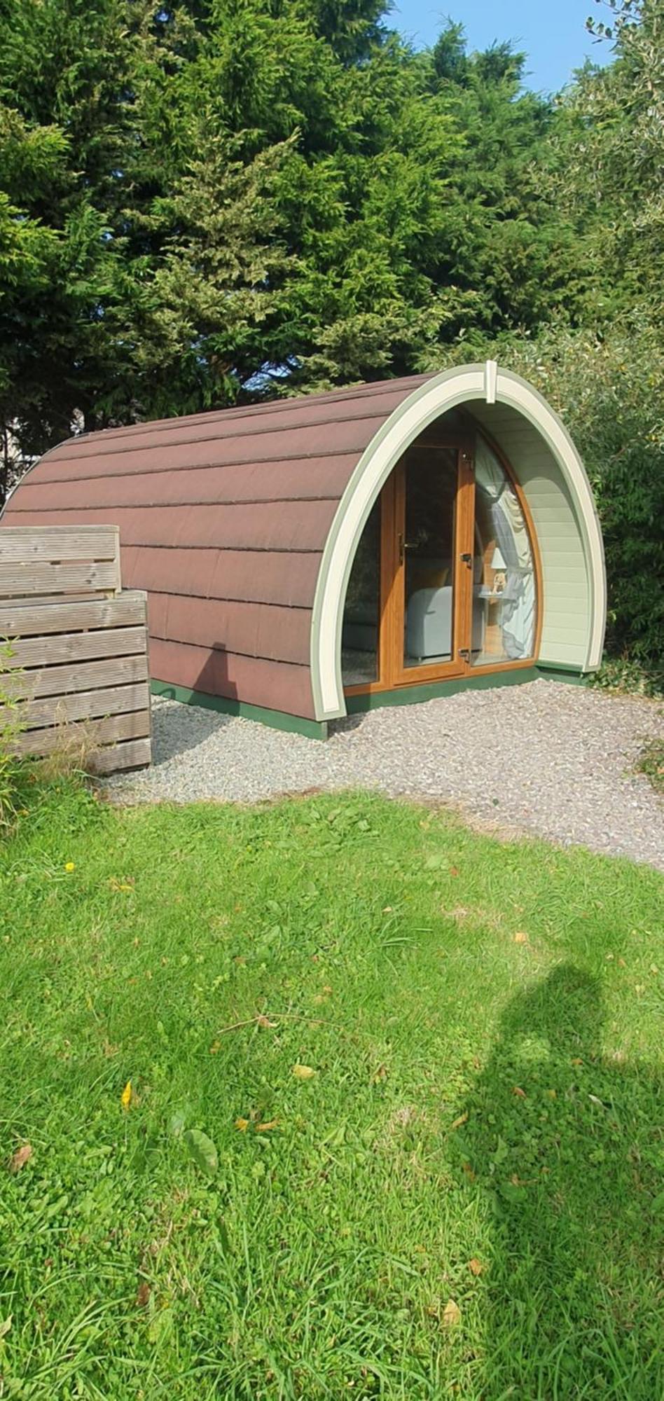 Priory Glamping Pods And Guest Accommodation Killarney Eksteriør billede