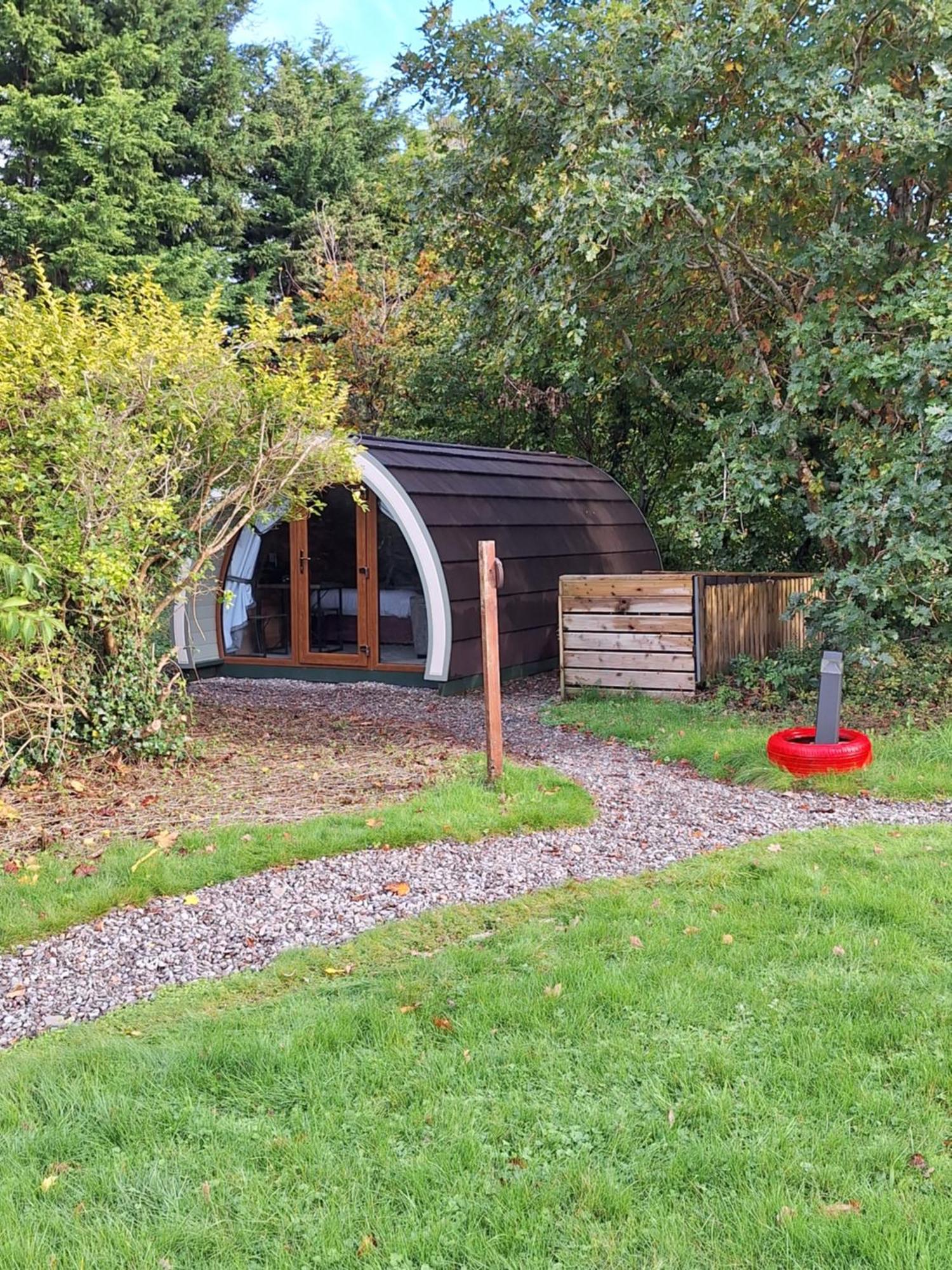 Priory Glamping Pods And Guest Accommodation Killarney Eksteriør billede